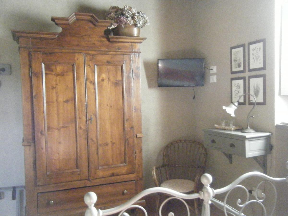 B&B Il Salice Veruno Екстер'єр фото